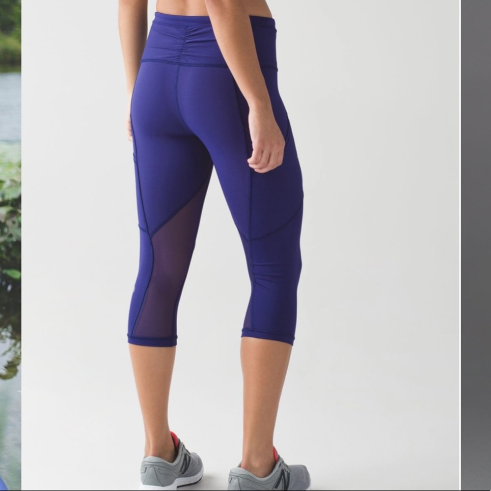 Lululemon Outrun 17" Crop